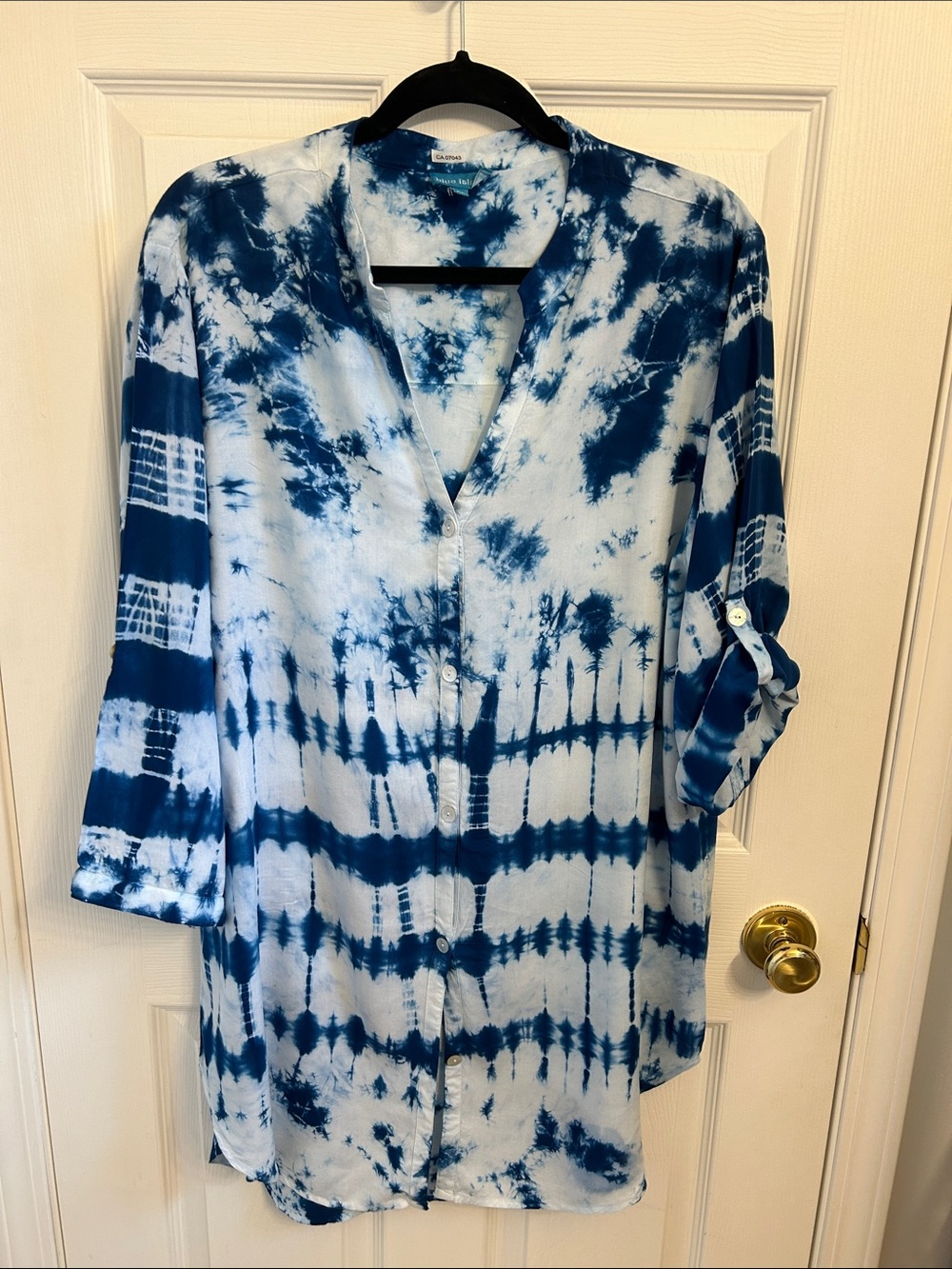 Blue island Tie-Dye Button Front Women's Top